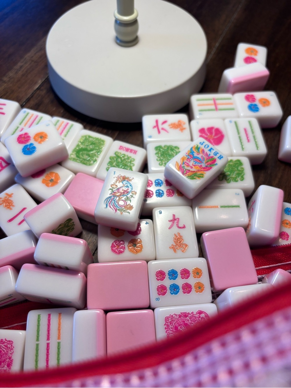 Ceenna Pink American Mahjong Tiles with FREE Mesh Game Tile Pouch - Picture 2 of 6